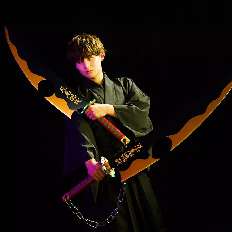 Épées Demon Slayer Nichirin Sword (Tengen Uzui) Proplica Bandai