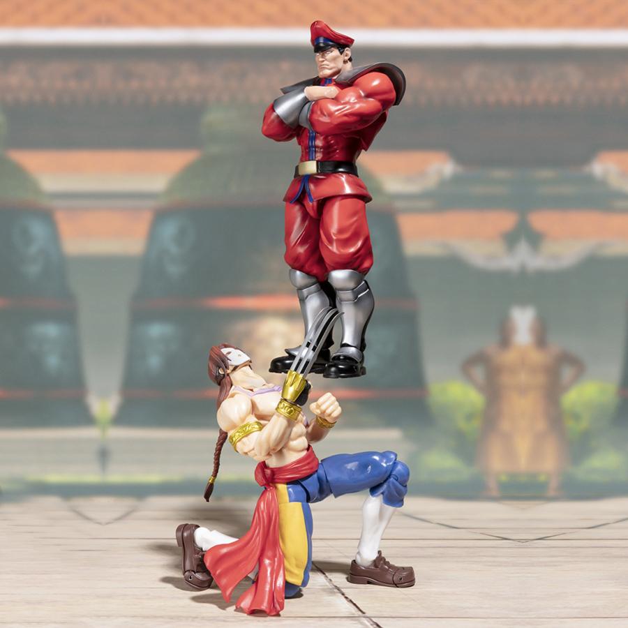 Street Fighter 5 Mister Bison S.H.Figuarts Tamashii Nations Action Figure