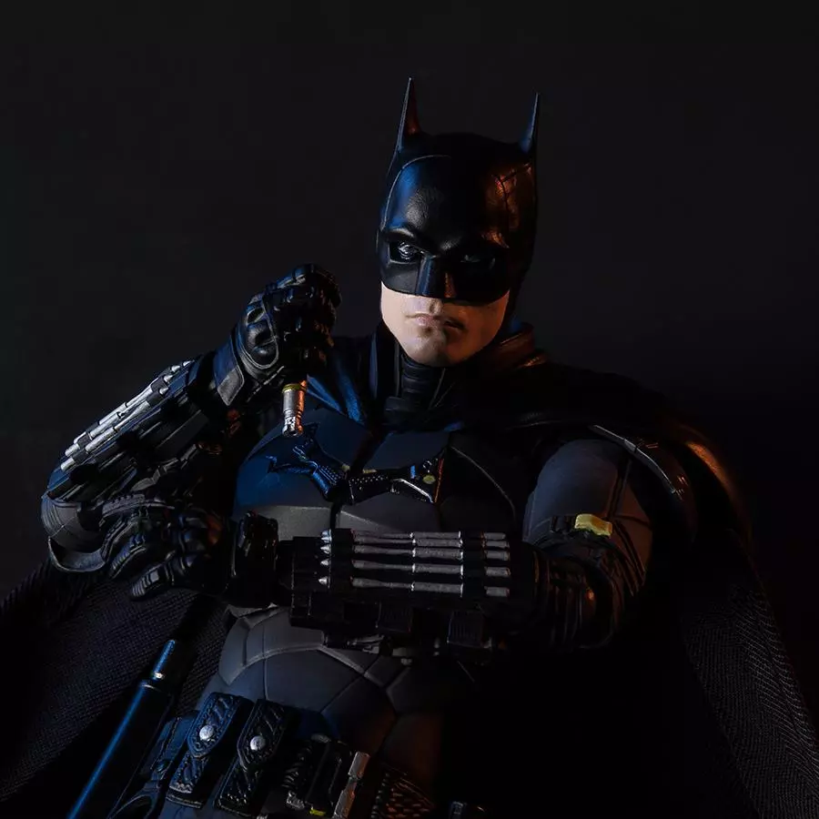 DC Comics Batman (The Batman) S.H.Figuarts Action Figure