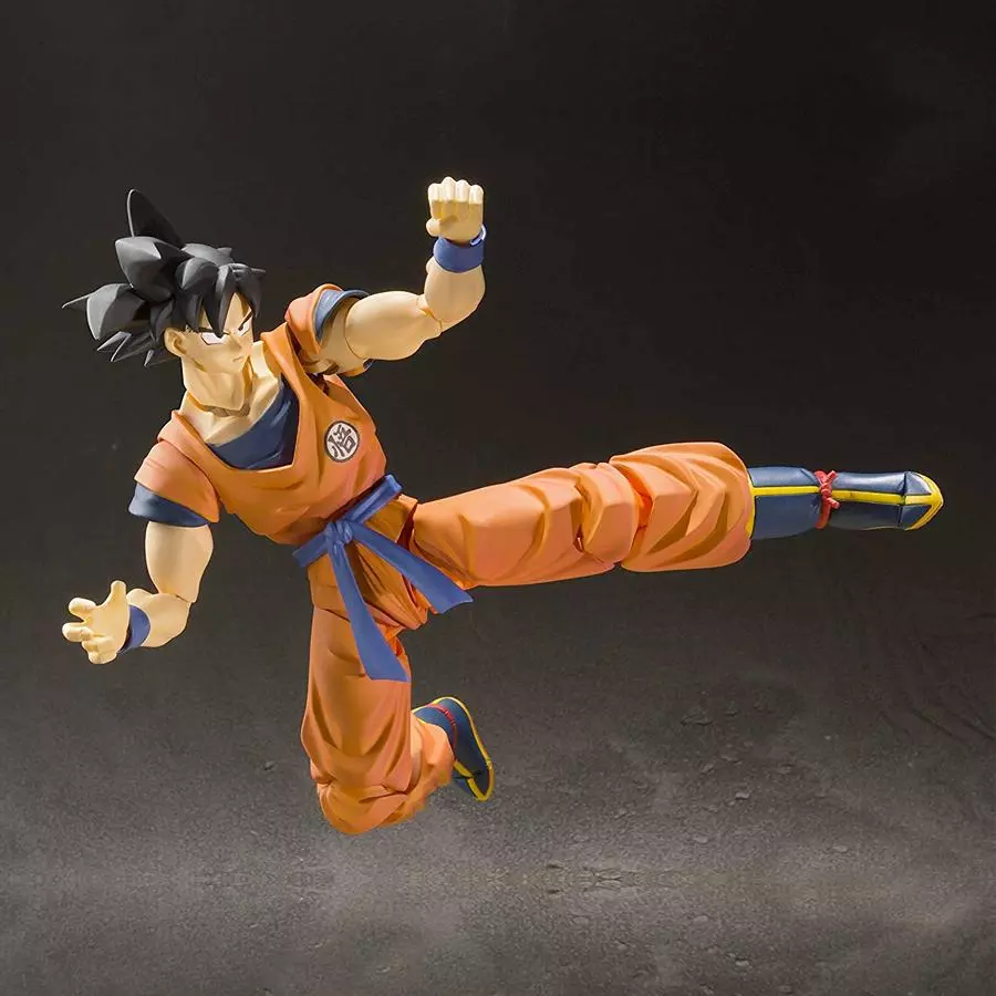 Son Goku a Saiyan raised on Earth S.H.Figuarts Action Figure