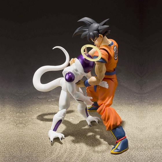 Figurines articulées Goku et Freezer
