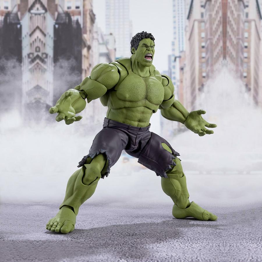 Marvel Hulk Avengers Assemble S.H.Figuarts Action Figure