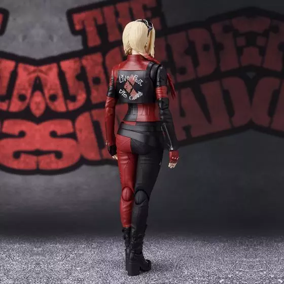 Figurine Harley Quinn Tamashii Nations