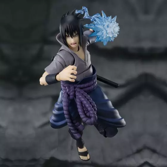 Figurine Naruto Shippuden Sasuke Uchiha He who bears all Hatred S.H.Figuarts Bandai