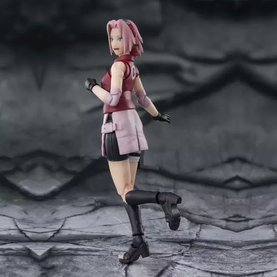 Sakura Haruno Inheritor of Tsunade's indominable will S.H.Figuarts Bandai Figure