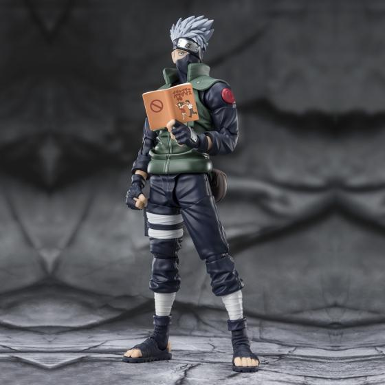 Kakashi Hatake The famed Sharingan Hero S.H.Figuarts Bandai Action Figure