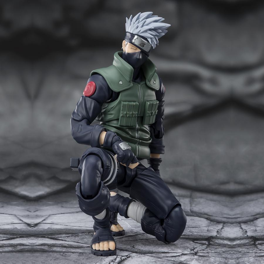 Kakashi Hatake The famed Sharingan Hero S.H.Figuarts Bandai Action Figure