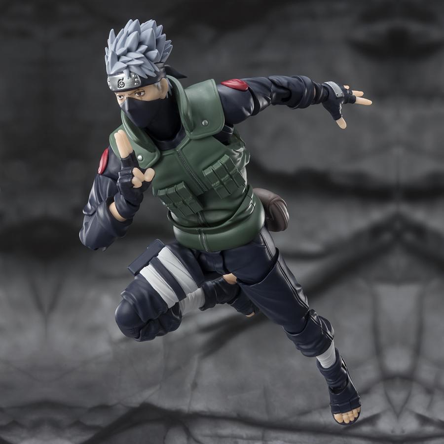 Kakashi Hatake The famed Sharingan Hero S.H.Figuarts Bandai Action Figure