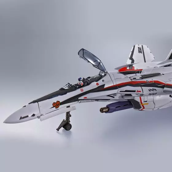 Figurine Macross Frontier VF-25F Super Messiah Valkyrie (Alto Saotome Custom) Revival Ver. DX Chogokin