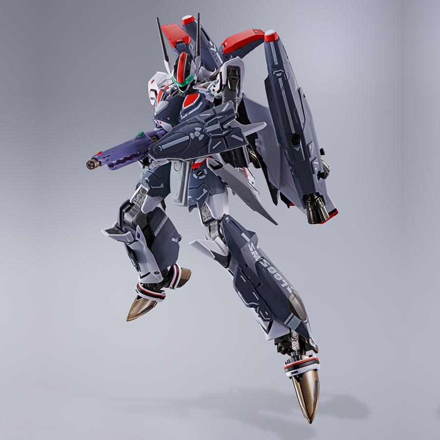 Macross Frontier VF-25F Super Messiah Valkyrie (Alto Saotome Custom) Revival Ver. DX Chogokin Action Figure