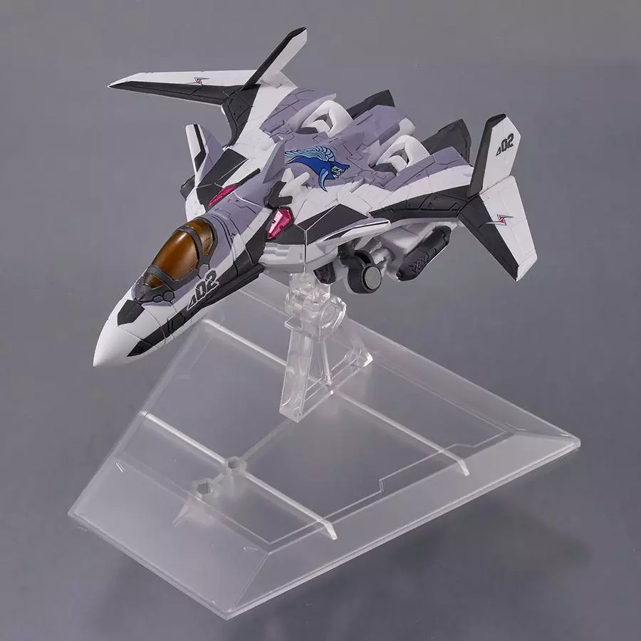 Macross Delta Figurine VF-31J Siegfried (Messer Ihlefeld Use) with Kaname Buccaneer Tiny Session