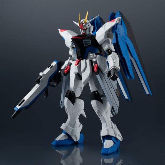 ZGMF-X10A Freedom Gundam Gundam Universe Figure
