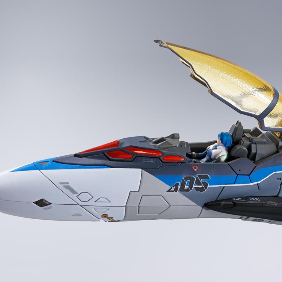 Macross VF-31AX (Hayate Immelmann Use) Kairos-Plus DX Chogokin Figure