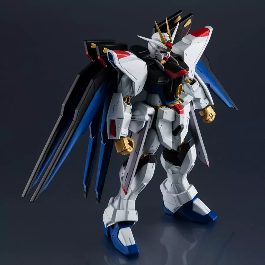 Figurine ZGMF-X20A Strike Freedom Gundam Gundam Universe Bandai