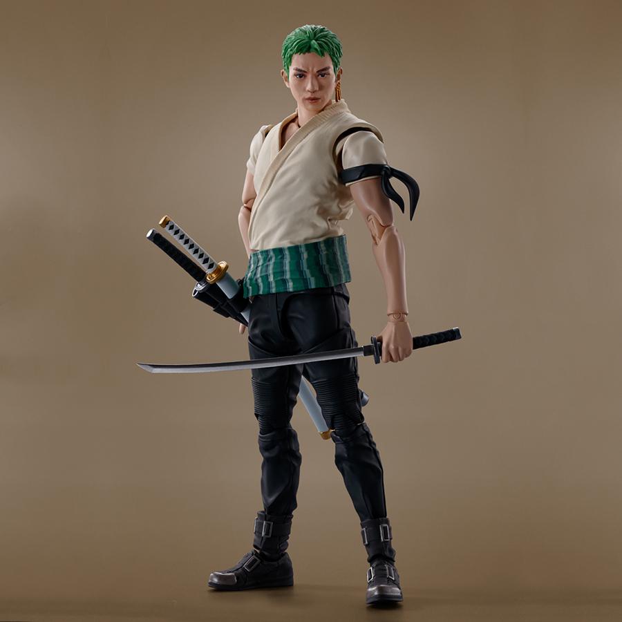 Figur Roronoa Zoro (A Netflix Series: One Piece) S.H.Figuarts Bandai