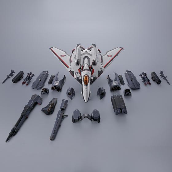 Figurine Macross Frontier VF-171EX Armored Nightmare Plus Ex [Alto Saotome Use] Revival Ver. DX Chogokin Bandai