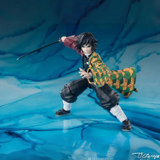 Demon Slayer / Figur Giyu Tomioka S.H.Figuarts Bandai