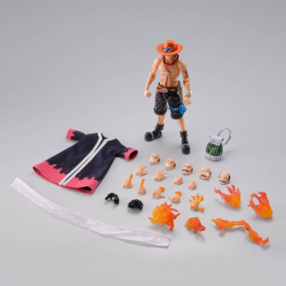 One Piece / Figure Portgas D. Ace -FIRE FIST- S.H.Figuarts Bandai