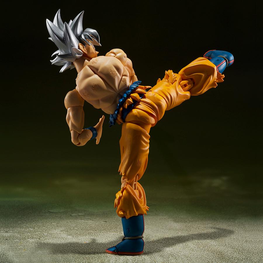 Figurine Dragon Ball Super Son Goku Ultra Instinct Toyotarou Ed. S.H.Figuarts