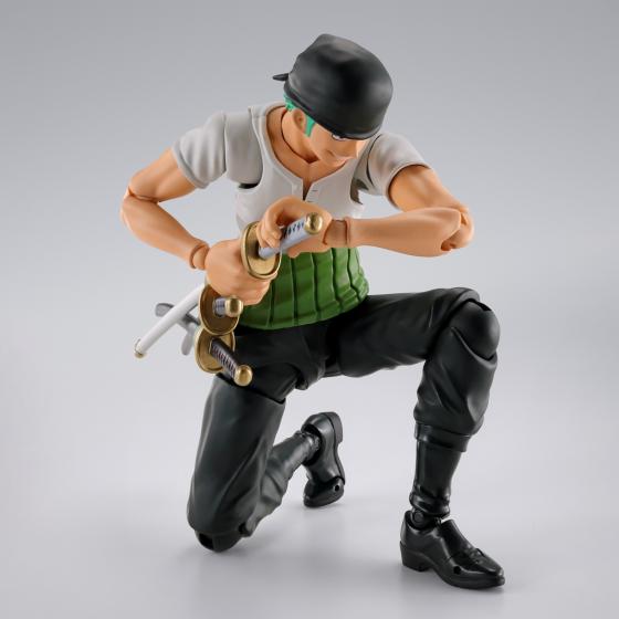 One Piece / Figurine Roronoa Zoro -Romance Dawn- S.H.Figuarts Bandai