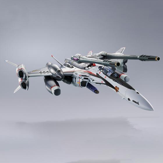 Macross Frontier: The False Songstress / Figurine VF-25F Tornado Messiah Valkyrie Alto Saotome Use Revival Ver. DX Chogokin