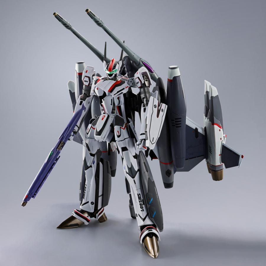 Macross Frontier: The False Songstress / Figur VF-25F Tornado Messiah Valkyrie Alto Saotome Use Revival Ver. DX Chogokin