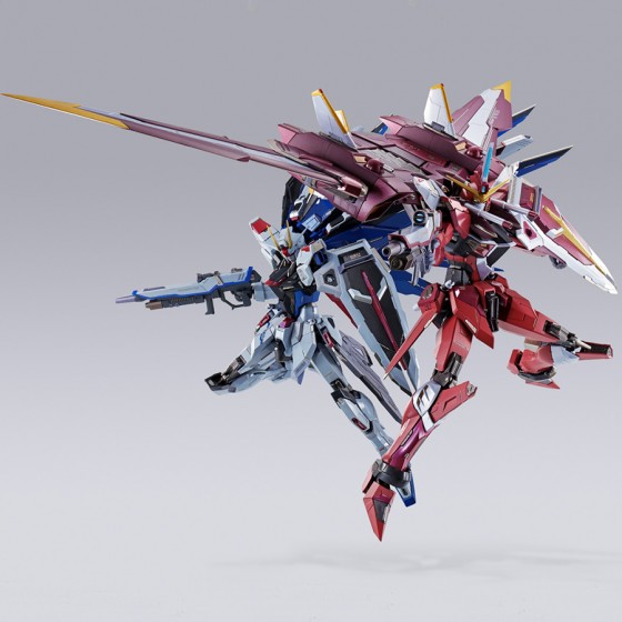 Figurine Justice Gundam Metal Build Bandai